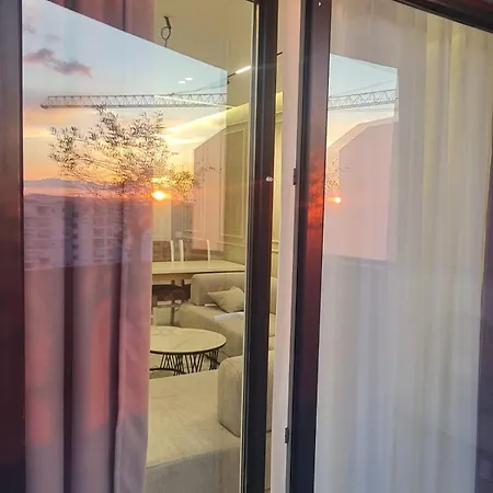 Elite Luxury Tirana Apartment Kamez